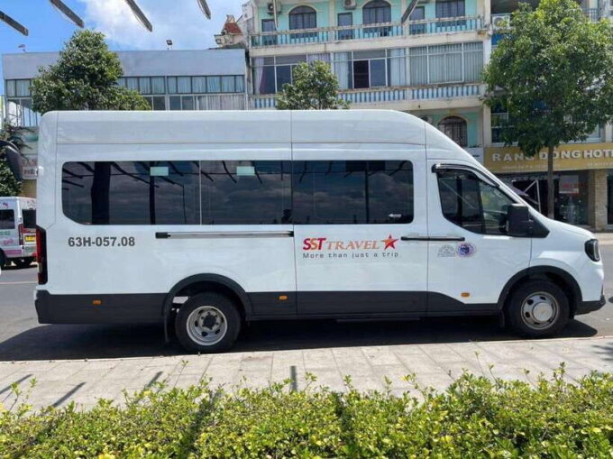 HCM: Premium Cu Chi Tunnels and Mekong Delta Full-Day Tour - Taking in Vietnamese Culture and Cuisine