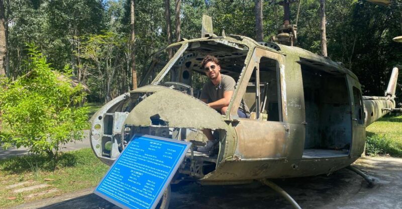 HCM: War Remnants Museum & Independence Palace Walking Tour - Historical Facts and Tidbits