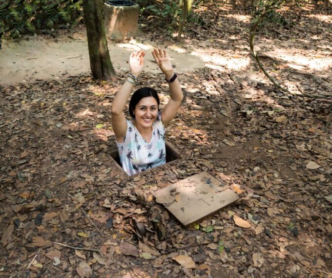 HCMC: English or German War History Tour: Tunnels & Museums - Independence Palace Tour
