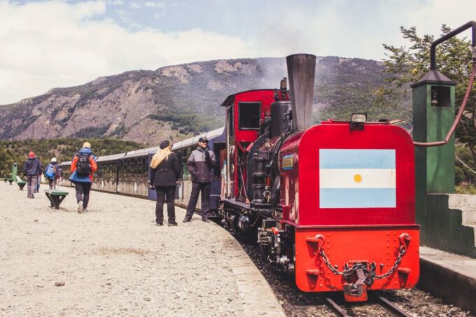 HD Tierra Del Fuego National Park (No Train) - Historical Exploration