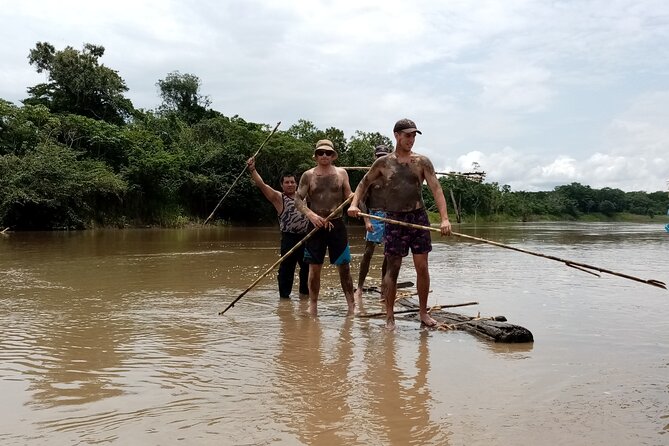 Healing, Treatment With Medicinal Plants 7 Days Green Wild Amazon Expedition - Applying Medicinal Plants