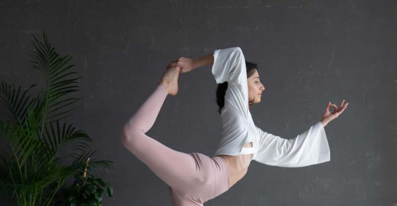 Healthy Istanbul Morning: Yoga and Healthy Turkish Breakfast - Host Information