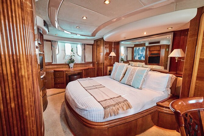 Heather Nikki 80 Ft Italian Azimut Yacht Rental - Meeting and Pickup