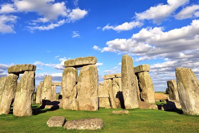Heathrow Airport Arrival To Southampton Via Stonehenge - Customer Reviews