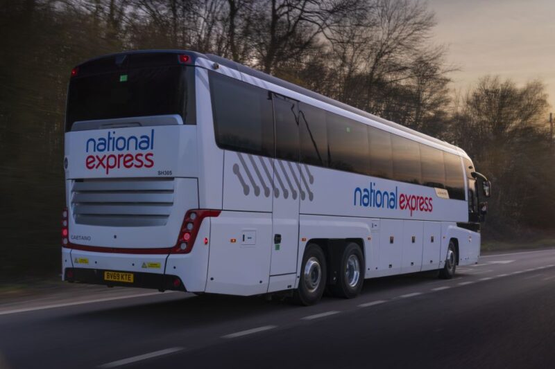Heathrow Airport: Bus Transfer To/From Cardiff - Vehicle Amenities and Comfort