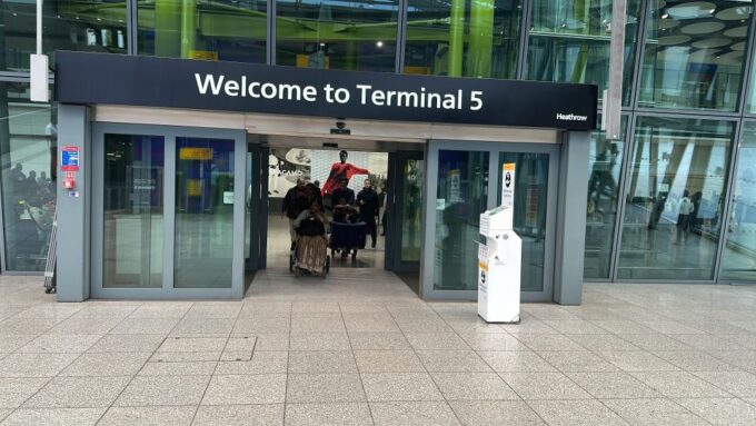 Heathrow Airport to Bethnal Green Road London E2 0AA - Luggage Restrictions