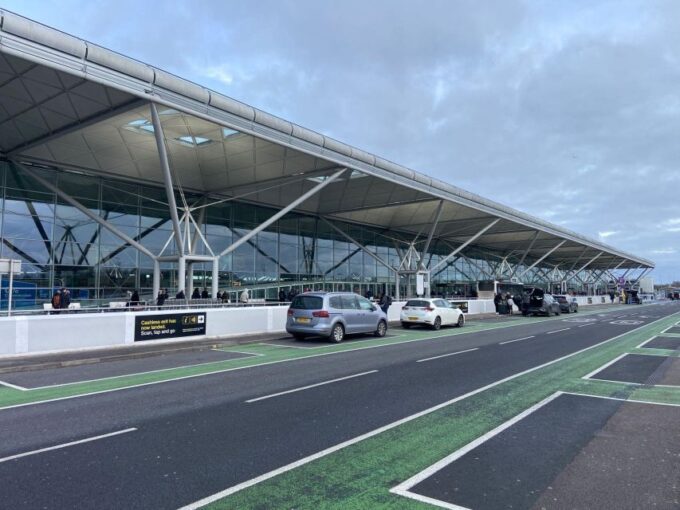Heathrow Airport to Stansted Airport - Private Transfer - Customer Support
