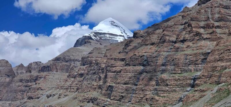 Heavenly Ascent: The Mount Kailash Pilgrimage - Key Points