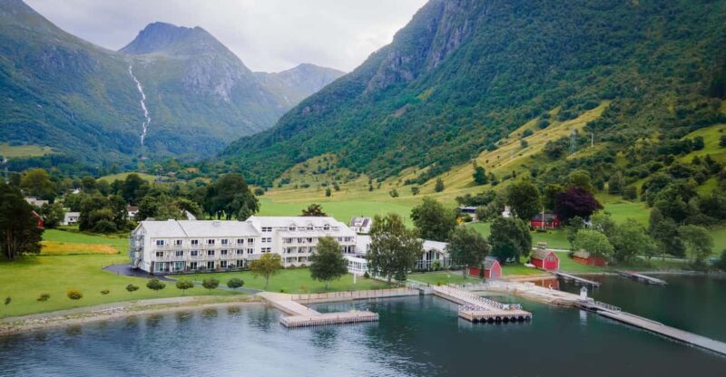 Helicopter Transfer Bergen - Rosendal - Travel Convenience and Accessibility