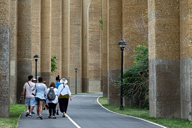 Hell Gate Walking Tour in New York City - Key Points