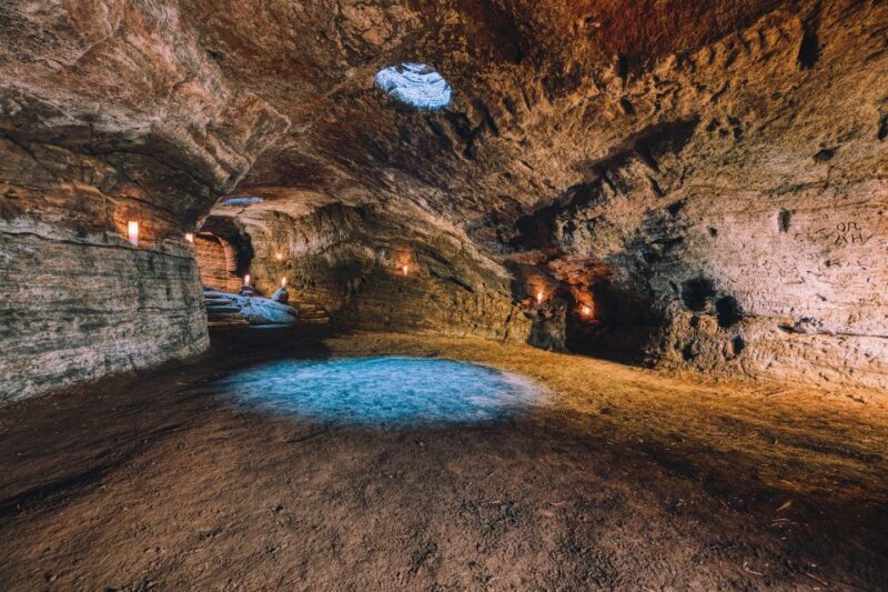 Hella: Guided Tour of Ancient Man-Made Caves - Accessibility and Facilities