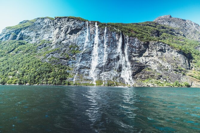 Hellesylt Sightseeing Boat Geirangerfjord - Cancellation and Booking Policy