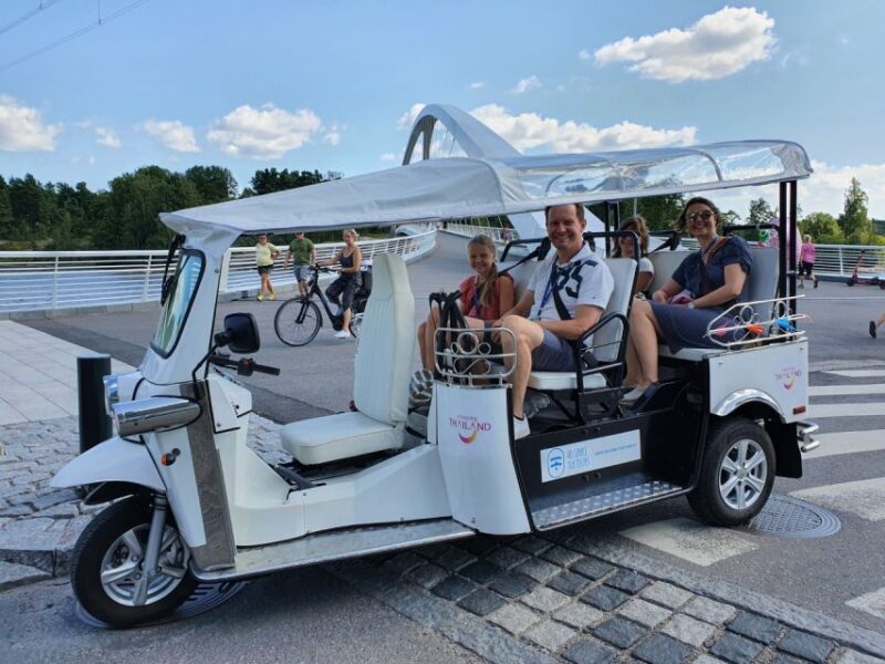Helsinki City: 2.5-Hour City Tour With Electric Tuktuk - Tour Overview