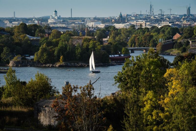 Helsinki: City and Outer Islands Guided RIB Boat Tour - Tour Overview