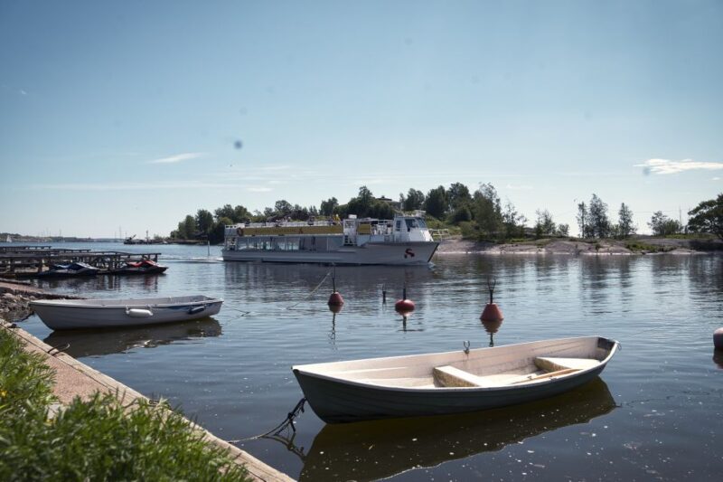 Helsinki: City Highlights 1.5-Hour Archipelago Cruise - Meeting Point and Important Information