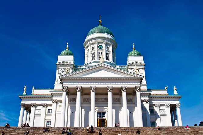 Helsinki City Sightseeing and Seurasaari Island - Meeting Details