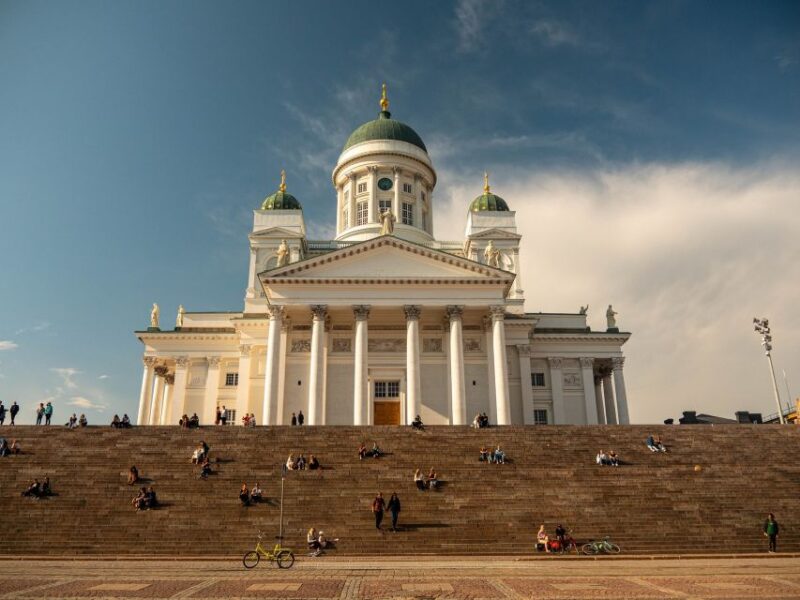 Helsinki: Express Walk With a Local in 60 Minutes - Duration and Pricing