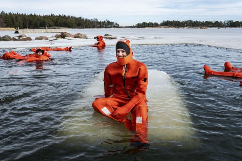 Helsinki: Floating Experience in a Survival Suit - Important Reminders