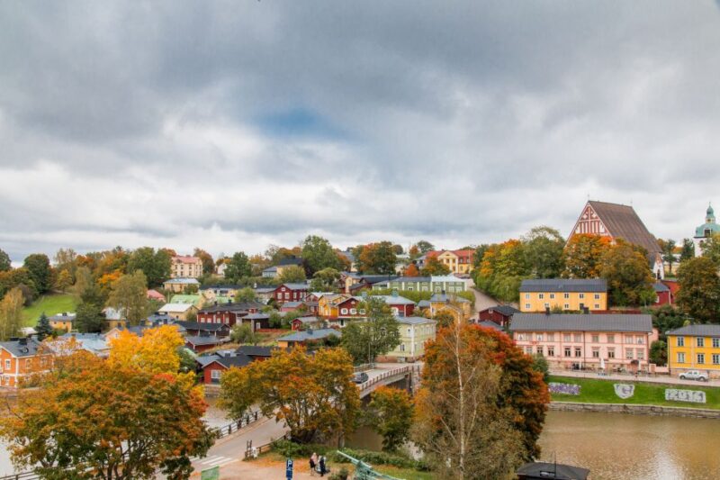 Helsinki: Helsinki & Porvoo Private City Tour by Luxury Car - Discover Porvoo, Finlands Second