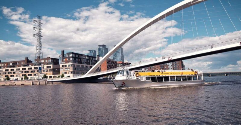 Helsinki: Hop-On Hop-Off Bus Tour & City Highlights Cruise - Customer Reviews and Ratings