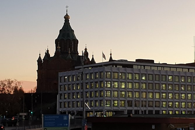 Helsinki Private City Tour and Porvoo Old Town by Luxury Car - Exploring Porvoo Old Town