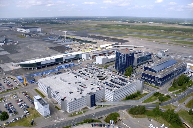 Helsinki Private Departure Airport Transfer - Driver Assistance