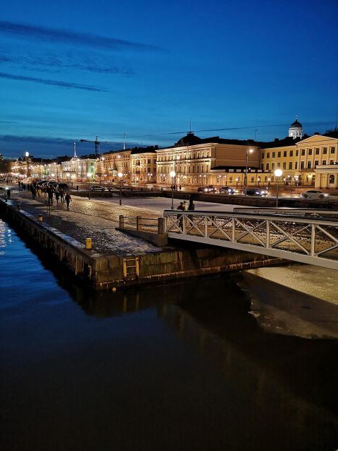Helsinki - Private Historic Walking Tour - Market Square