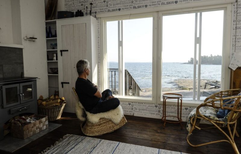 Helsinki: RIB Tour to Summer Cottage With BBQ and Sauna - Tour Overview