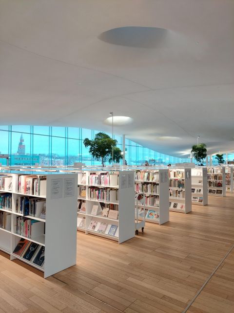 Helsinki: Tip-Based City Highlights Guided Walking Tour - Payment and Tips