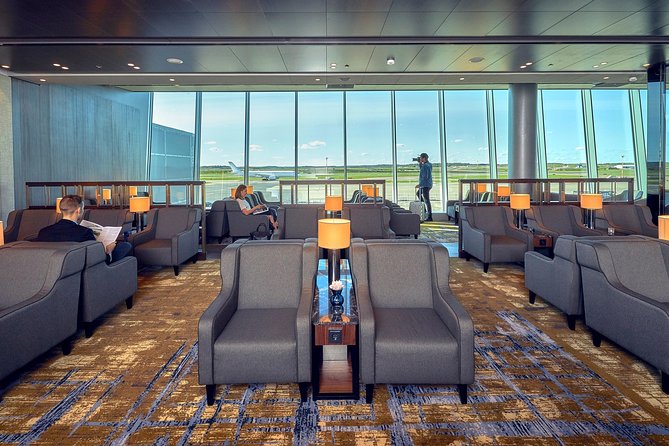 Helsinki-Vantaa Airport Plaza Premium Lounge Terminal 2 - Travelers per Tour/Activity