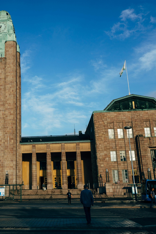 Helsinki Walking Tour With a Sociologist - Customer Feedback