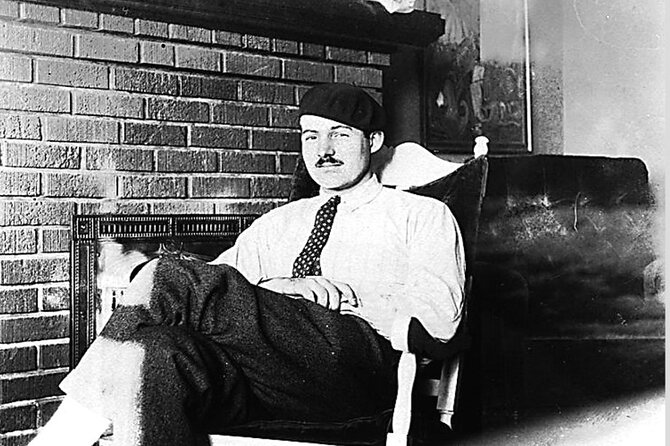 Hemingway in Paris - Small Group Walking Tour - Meeting and End Points