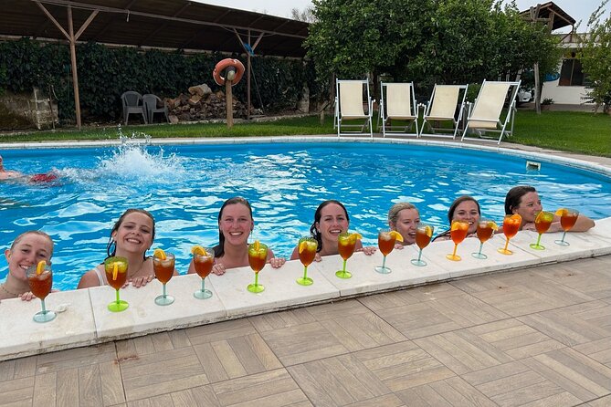 Hen Party With Cooking and Fun "Laughter and Recipes" - Key Points