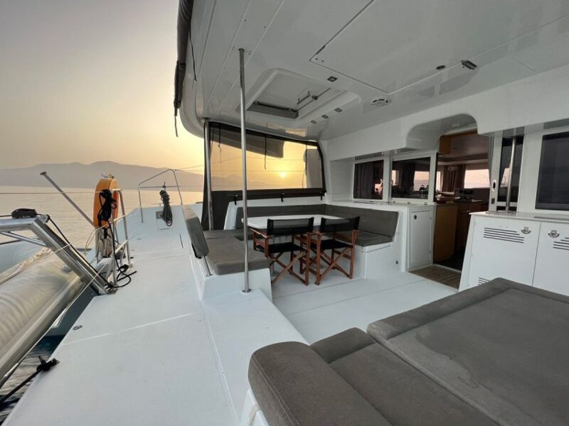 Heraklion: Afternoon Catamaran Cruise With Drinks and Dinner - Mediterranean Cuisine and Onboard Dinner