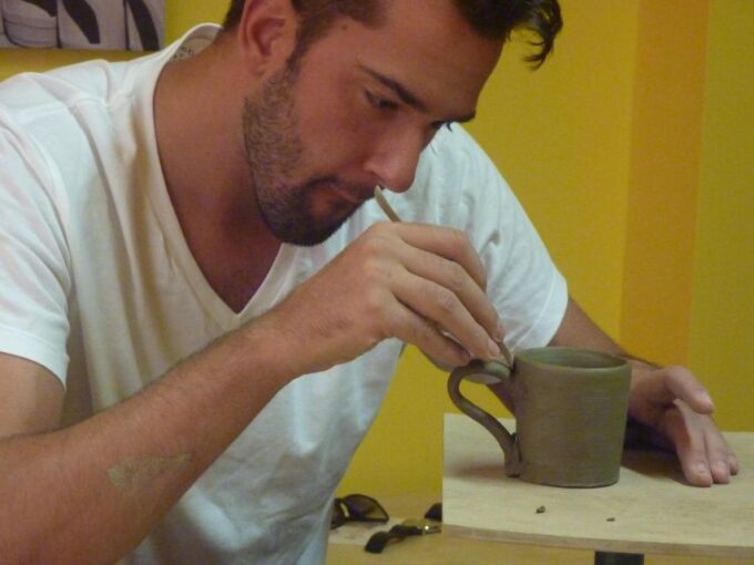 Heraklion Area: Pottery Class at Koumoulia Village - Who Can Attend the Class