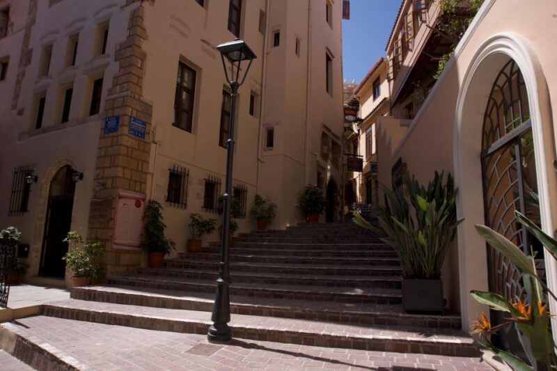 Heraklion: Chania Old Town, Rethymno and Kournas Lake Tour - What to Bring