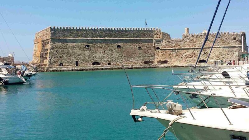 Heraklion: City Tour With Food & Pastry Lesson - Feast on Cretan Meze Delights