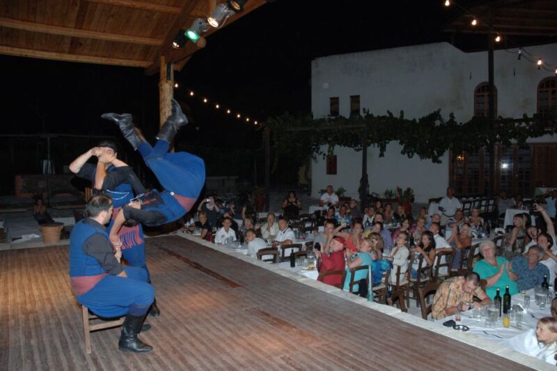 Heraklion: Cretan Folklore Night With Buffet at Karouzanos - Inclusions