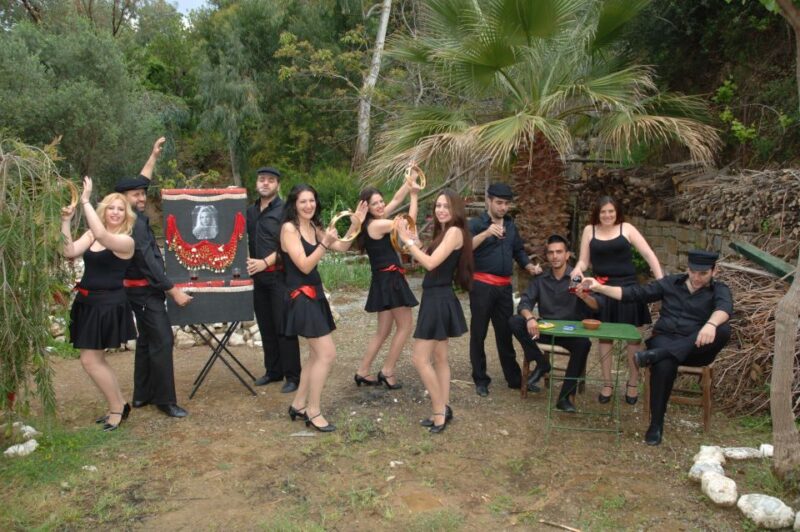 Heraklion: Cretan Folklore Night With Buffet at Karouzanos - Important Details