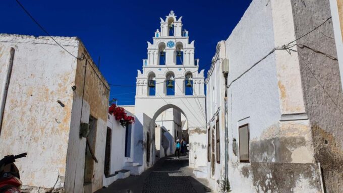 Heraklion: Day Trip to Santorini With Private Tour - Personalized and Flexible Experience