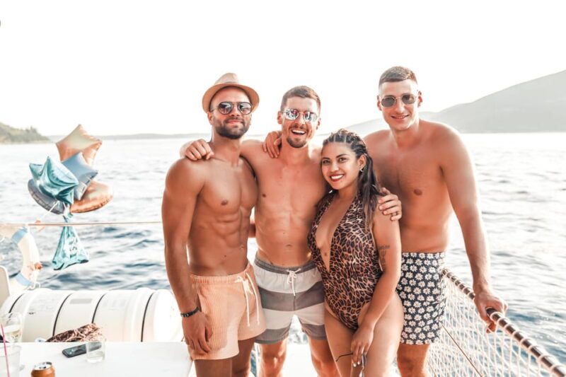 Heraklion: Dia Island Catamaran Cruise With Drinks and Lunch - Customer Feedback