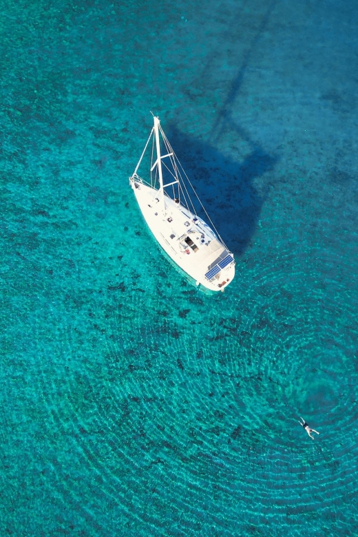 Heraklion: Dia Island Private Sailing Cruise With Full Meal - Yacht and Amenities