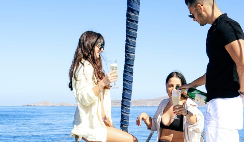 Heraklion: Dia Island Small Group Catamaran Cruise With Meal - Pickup and Meeting Point