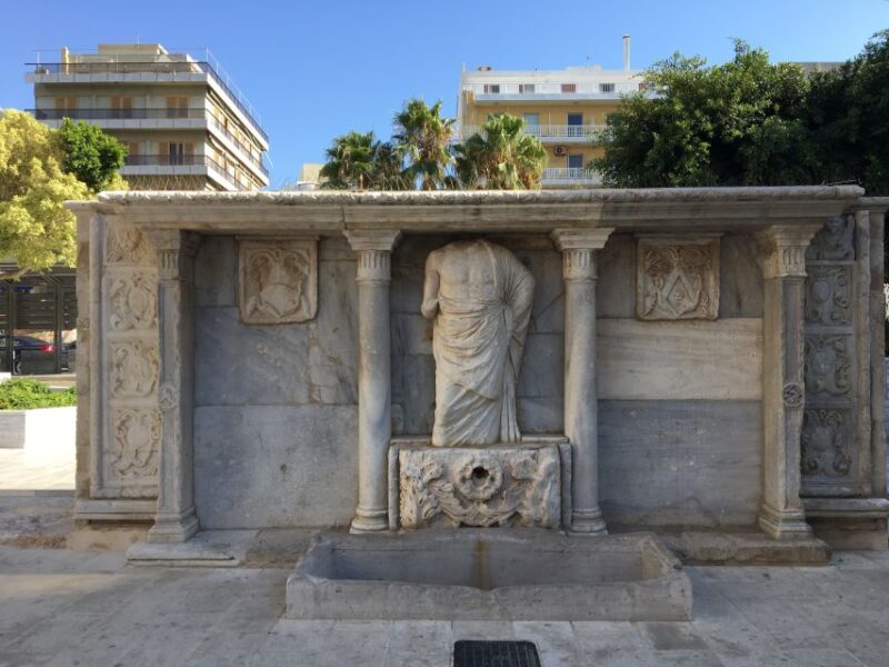 Heraklion: Guided Tour of the City and Knossos Palace Ticket - Exploring Heraklion Landmarks