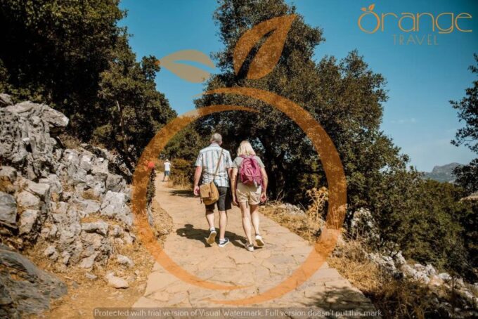 Heraklion: Knossos, Lasithi Plateau & Zeus Cave Day Tour - Frequently Asked Questions
