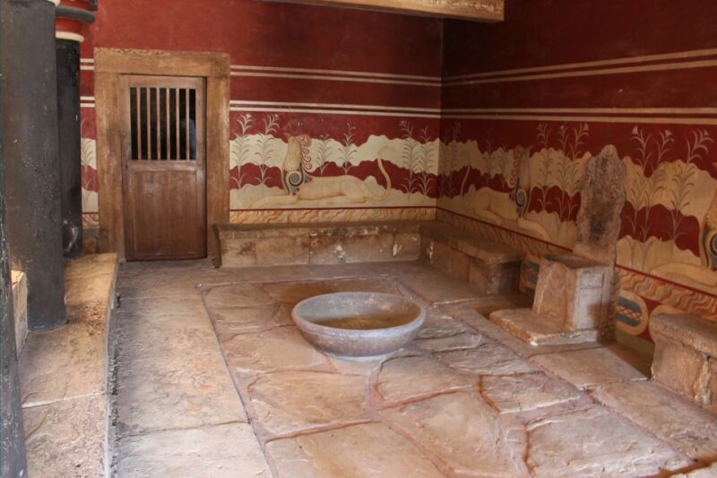 Heraklion, Knossos & Minoan Culture Show - Discovering Minoan Palace of Knossos
