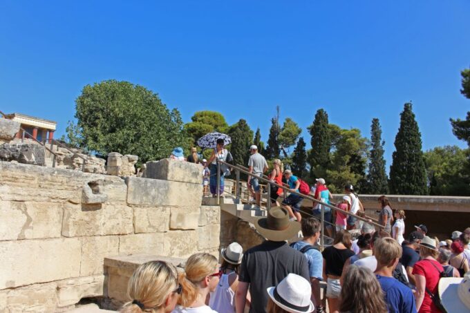 Heraklion, Knossos & Minoan Culture Show - Tour Duration and Booking Details