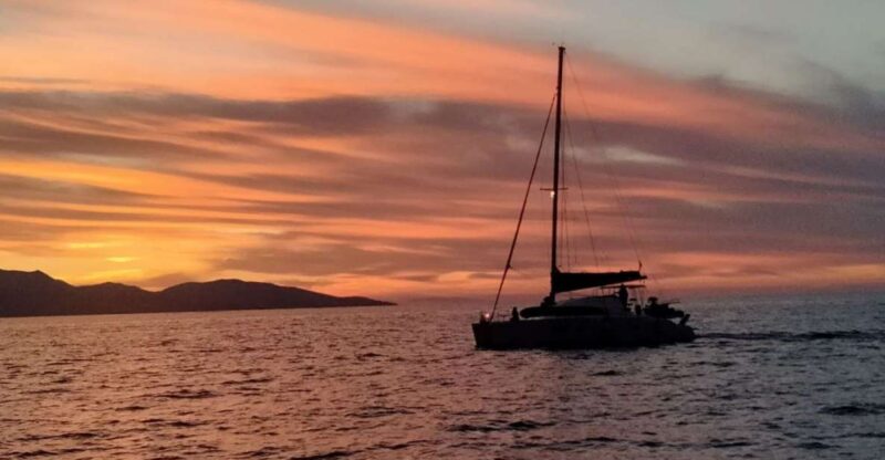 Heraklion: Private Catamaran Dia, Sunset & Appetizers Cruise - Key Points
