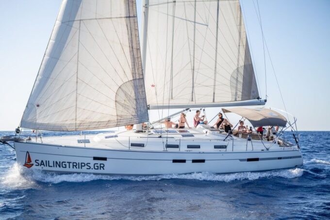 Heraklion: Private Sailing Trip to Dia Island - Relaxing on the Yacht