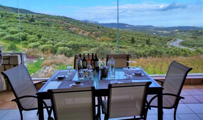 Heraklion: Private SUV Wine Tour With Lunch - Cretes Cultural Heritage